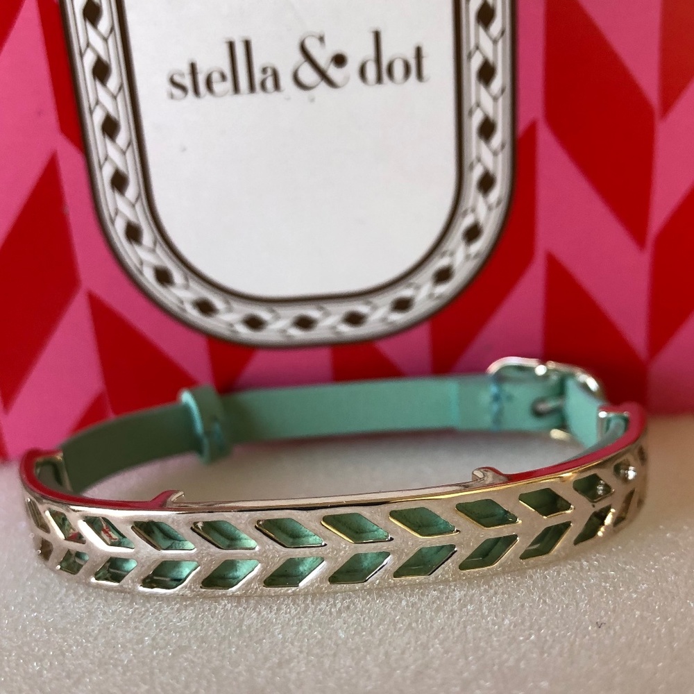 Stella & Dot Believe Bracelet